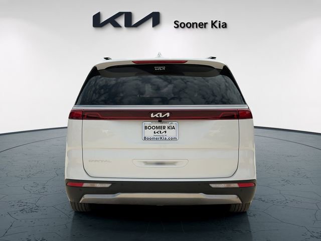 Used 2024 Kia Carnival SX Prestige image 5