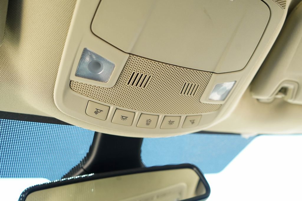 Used 2024 Ford Edge SEL AWD/4WD image 9