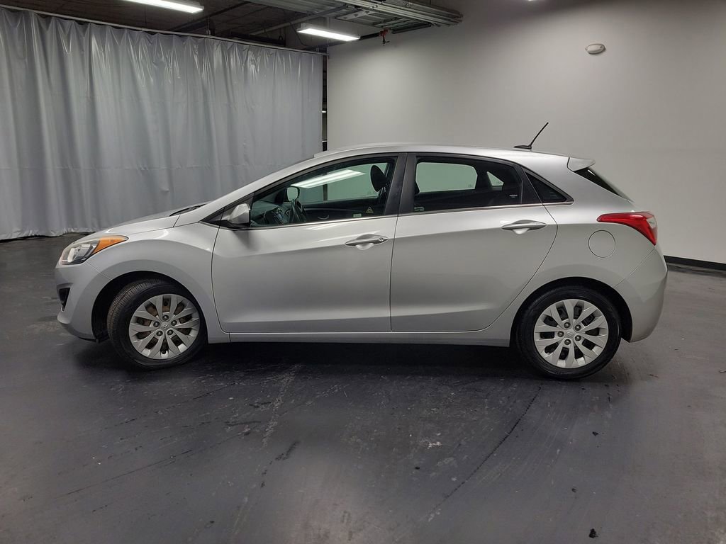Used 2016 Hyundai Elantra GT image 6