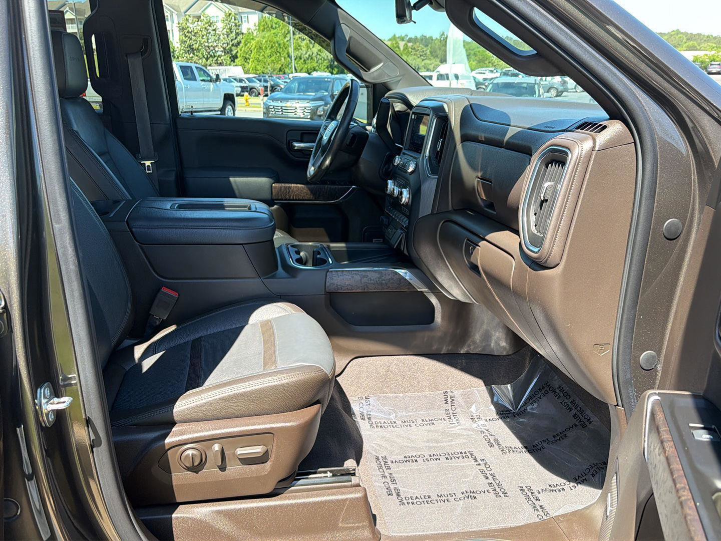 Used 2019 GMC Sierra 1500 Denali w/ Technology Package AWD/4WD image 14