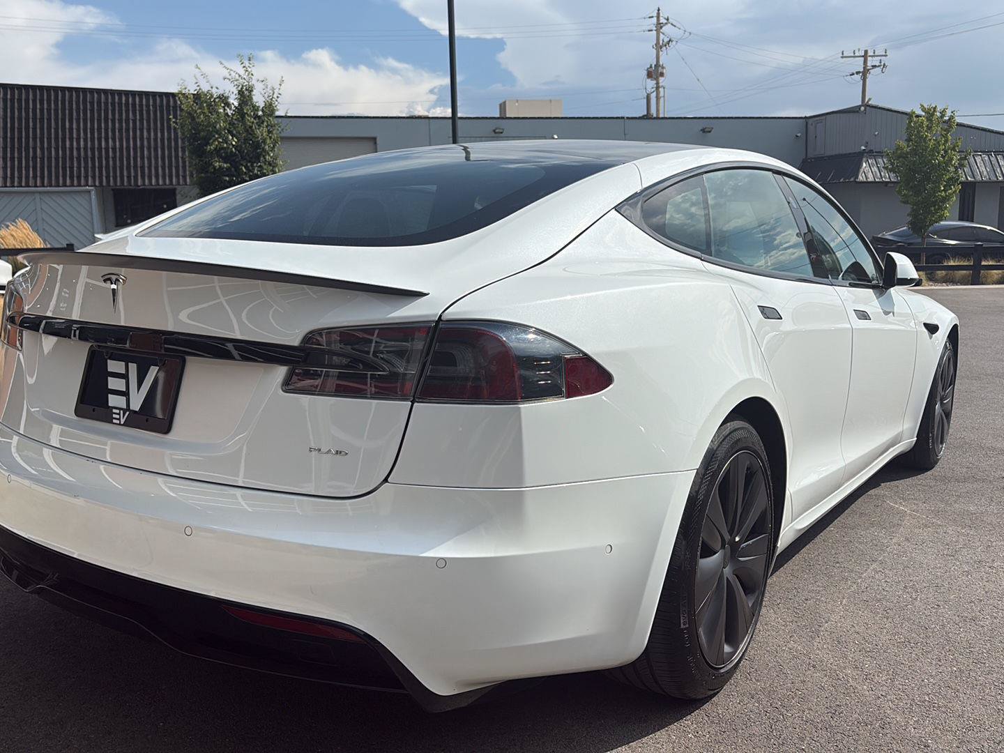 Used 2022 Tesla Model S Plaid AWD/4WD image 8