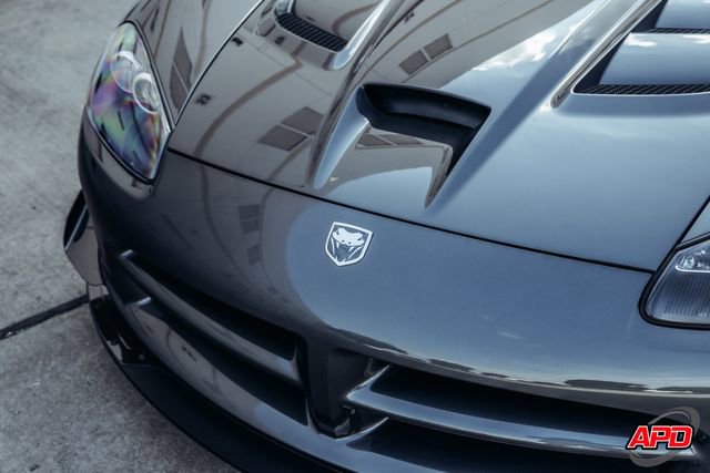 Used 2009 Dodge Viper ACR RWD image 25