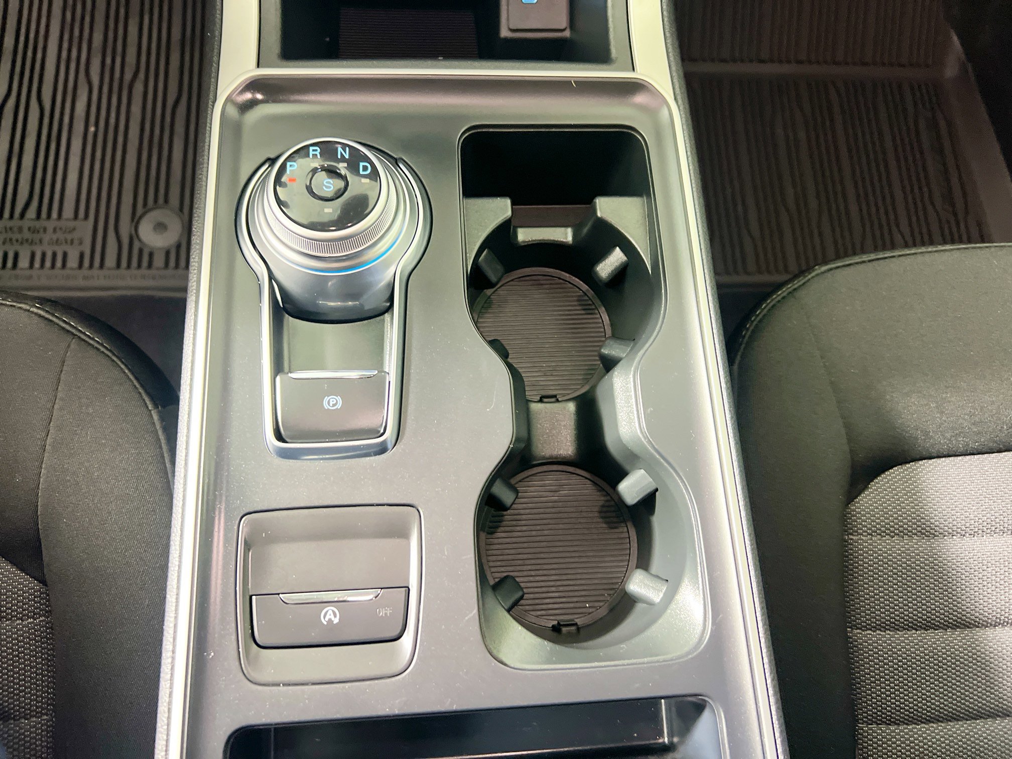 Used 2024 Ford Edge SE w/ Black Appearance Package image 26