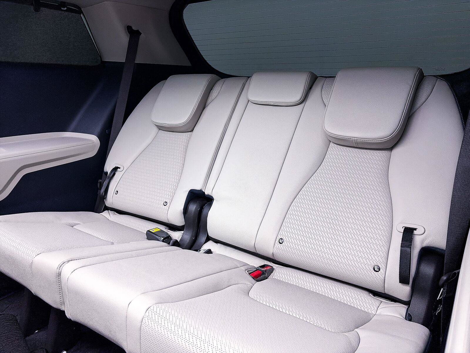 Used 2025 Kia Carnival SX Prestige FWD image 49
