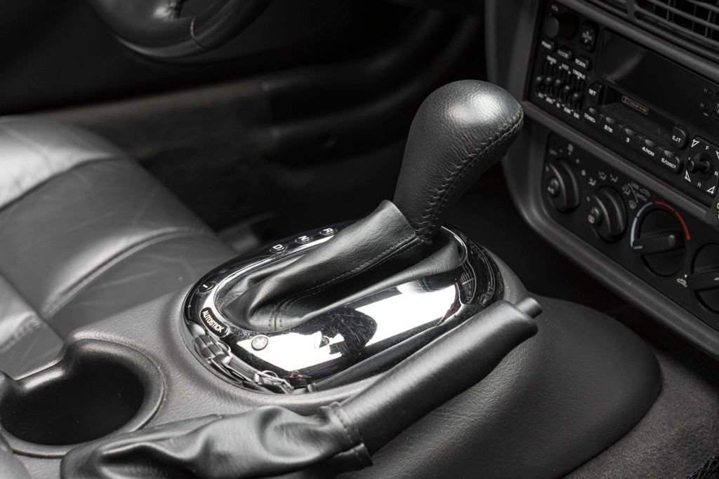 Used 2002 Chrysler Prowler image 36