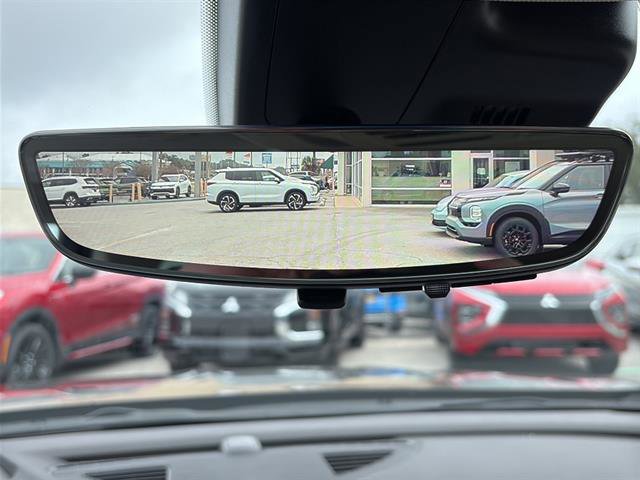 Used 2022 Buick Envision Avenir w/ Technology Package II image 28