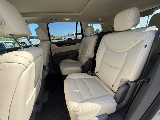 Used 2020 Cadillac XT6 Premium Luxury FWD image 14