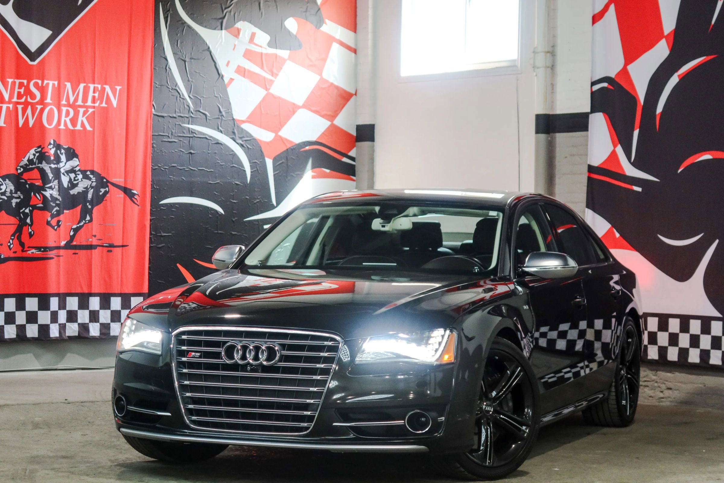 Used 2013 Audi S8 w/ Full Leather Pkg