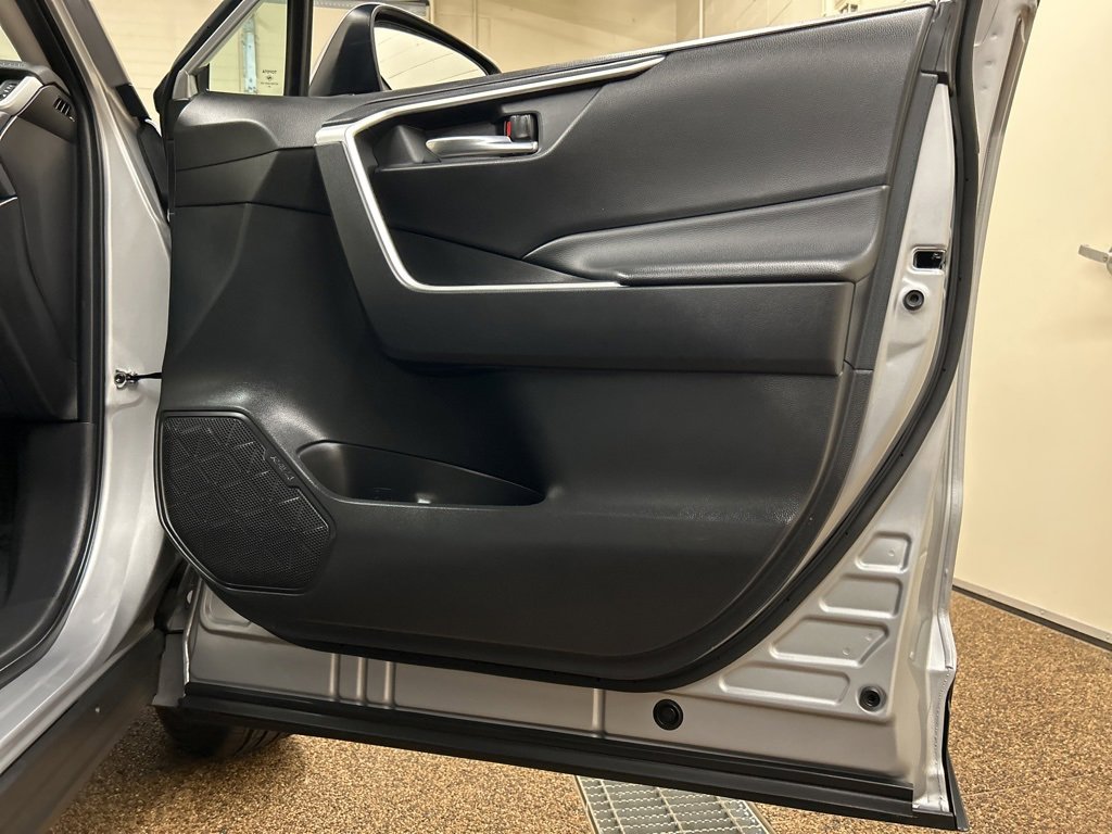 Used 2024 Toyota RAV4 XLE image 15