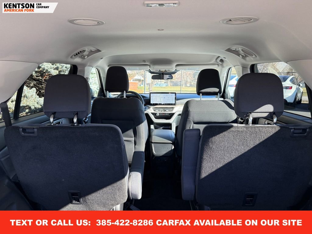 Used 2025 Ford Explorer Active image 36