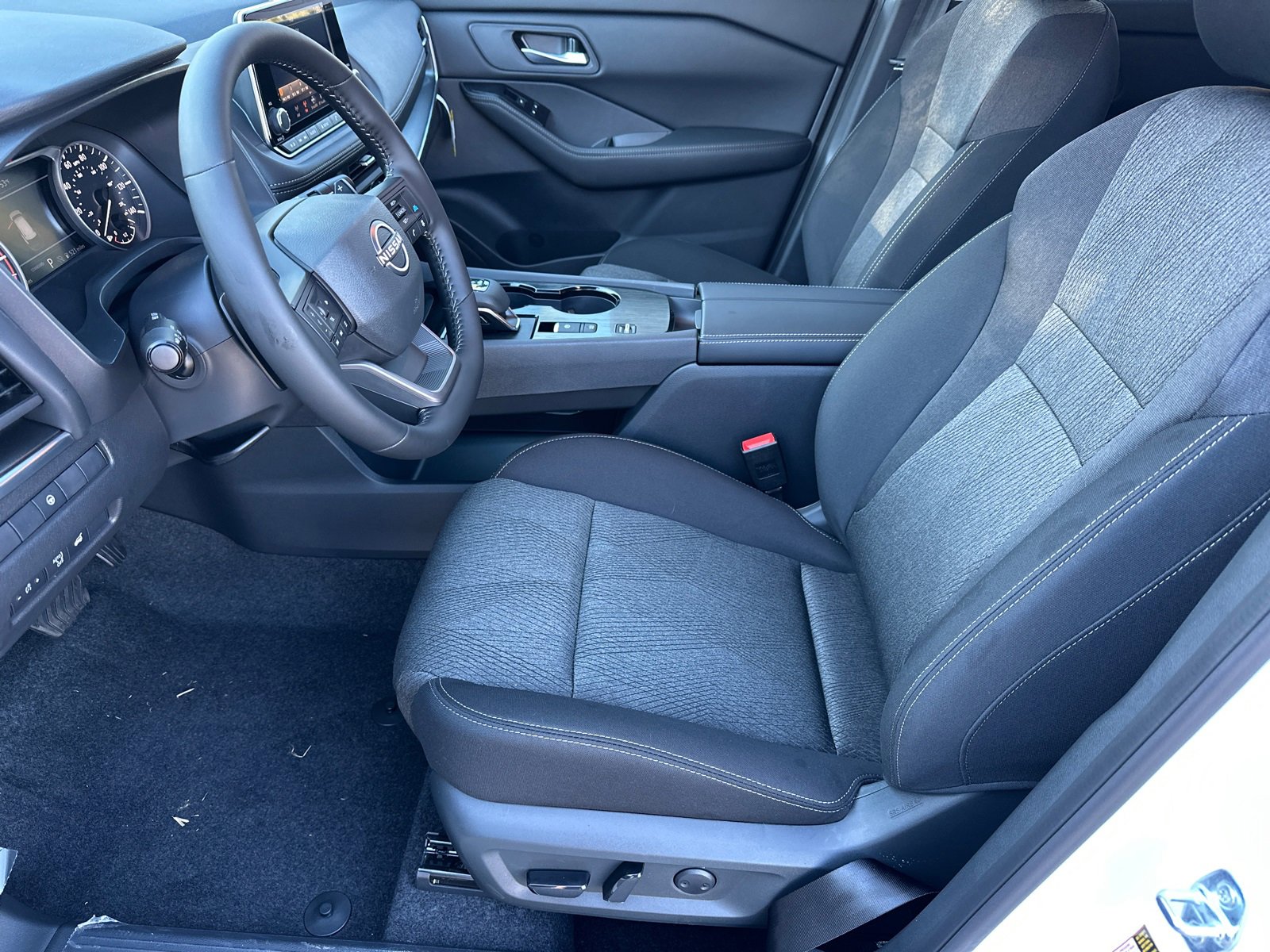 New 2026 Nissan Rogue SV image 9