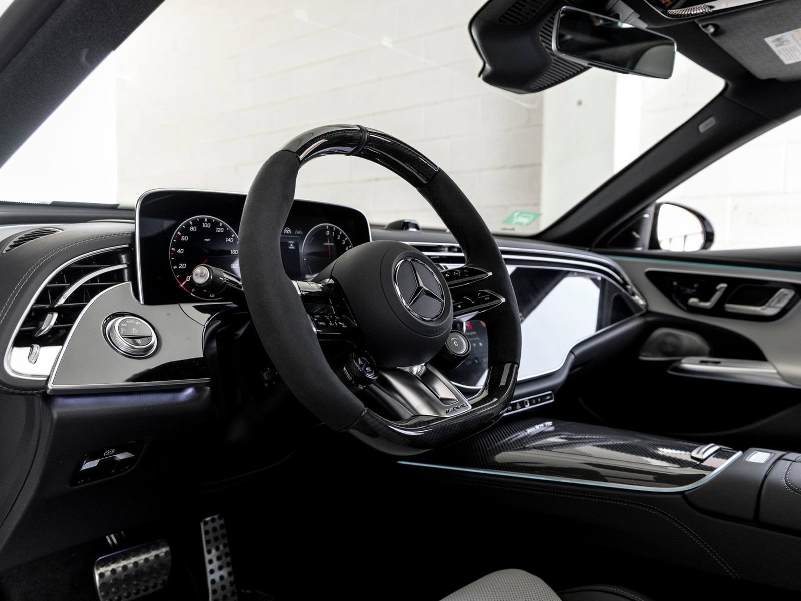 New 2026 Mercedes-Benz E 53 AMG e 4MATIC Sedan image 13