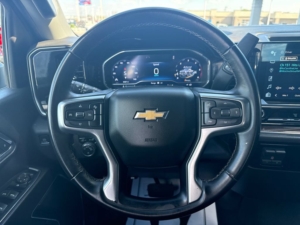 Used 2024 Chevrolet Silverado 2500 LT AWD/4WD image 18