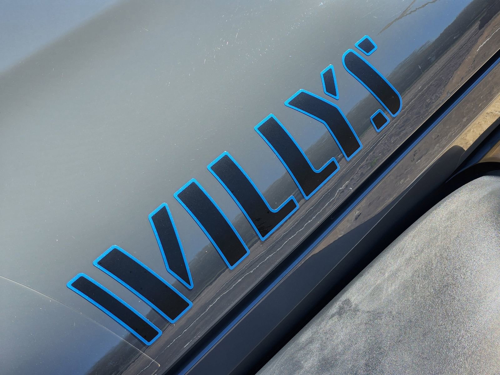 Used 2023 Jeep Wrangler Unlimited w/ Cold Weather Group image 19