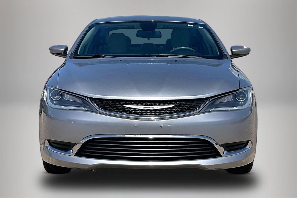 Used 2015 Chrysler 200 Limited FWD image 3