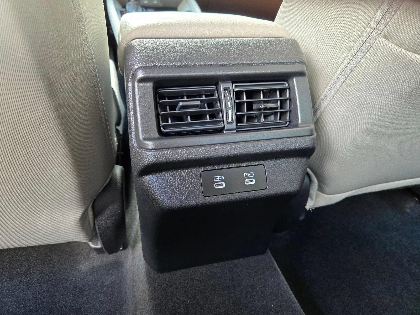 Used 2025 Honda Accord SE image 12