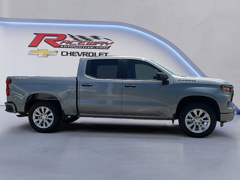 New 2025 Chevrolet Silverado 1500 Custom image 6