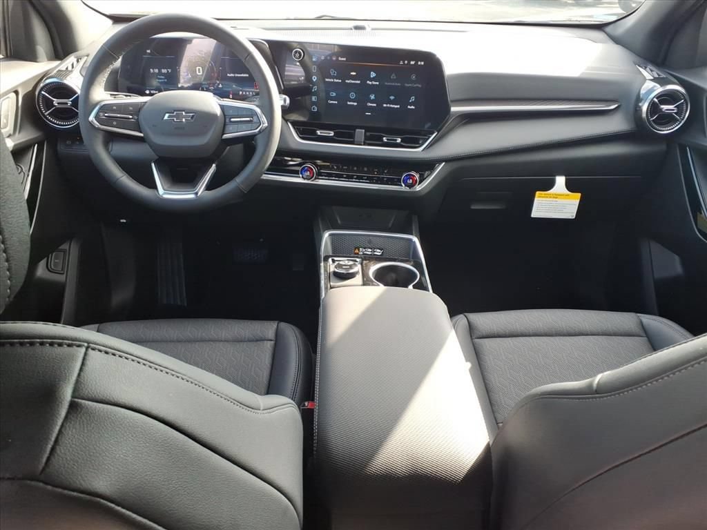 New 2027 Chevrolet Equinox LT w/ Convenience Package II FWD image 19