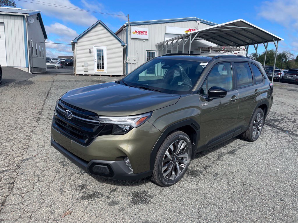 New 2026 Subaru Forester Touring AWD/4WD image 1