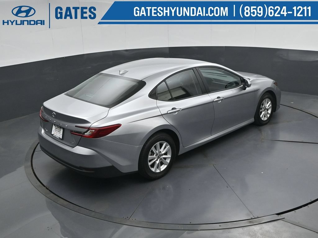 Used 2025 Toyota Camry LE FWD image 45