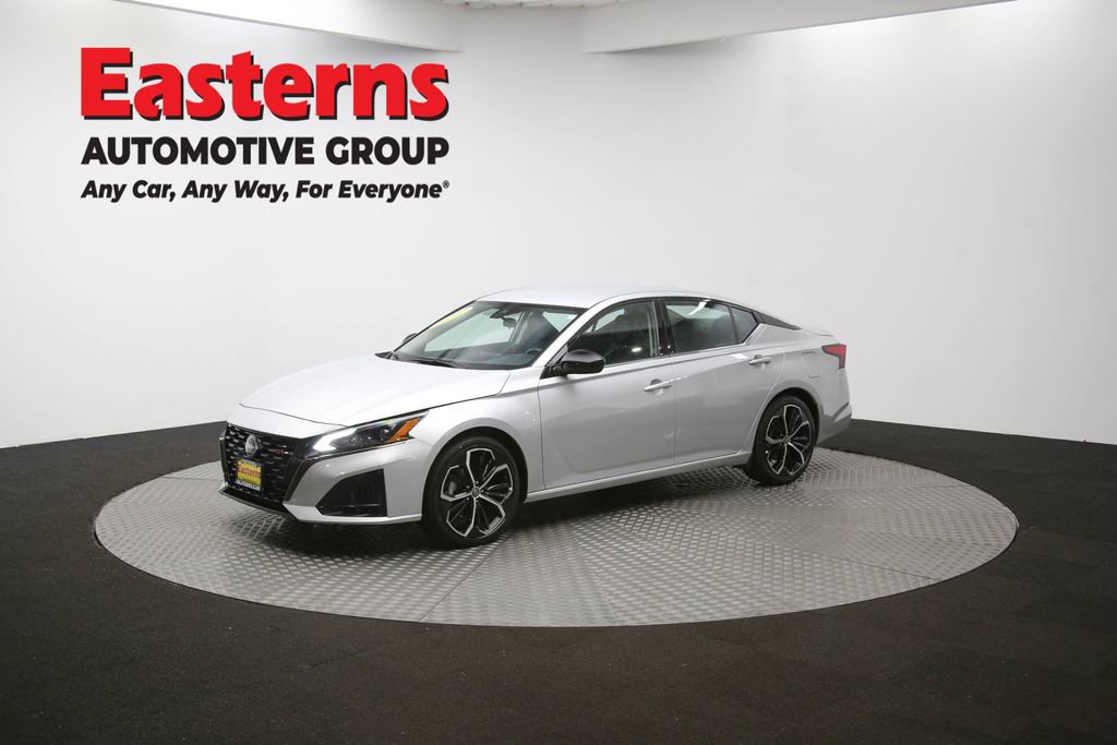 Used 2024 Nissan Altima 2.5 SR image 55