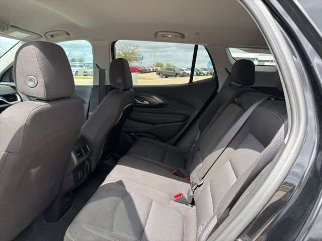 Used 2024 GMC Terrain SLE w/ Driver Convenience Package image 28
