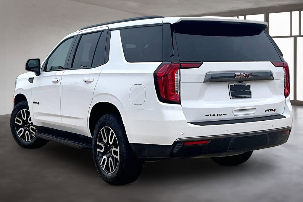 Used 2023 GMC Yukon AT4 w/ Technology Package AWD/4WD image 12