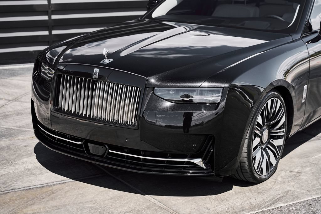 Used 2026 Rolls-Royce Ghost RWD image 7