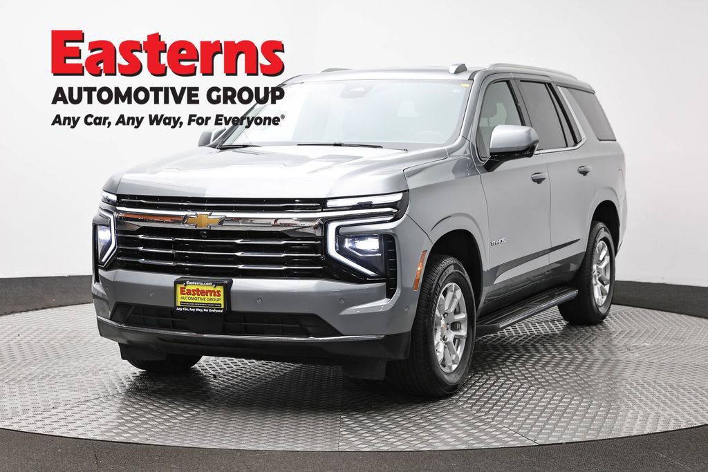 Used 2025 Chevrolet Tahoe LT AWD/4WD image 1