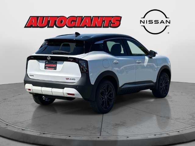 New 2026 Nissan Kicks SR w/ SR Premium Package AWD/4WD image 2