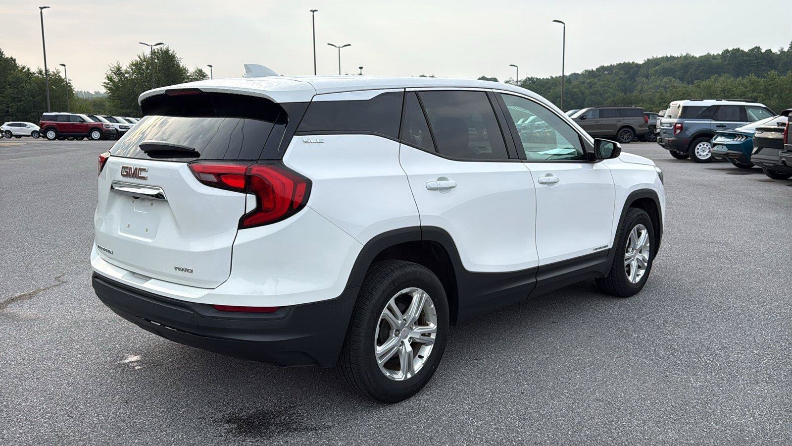 Used 2020 GMC Terrain SLE AWD/4WD image 7