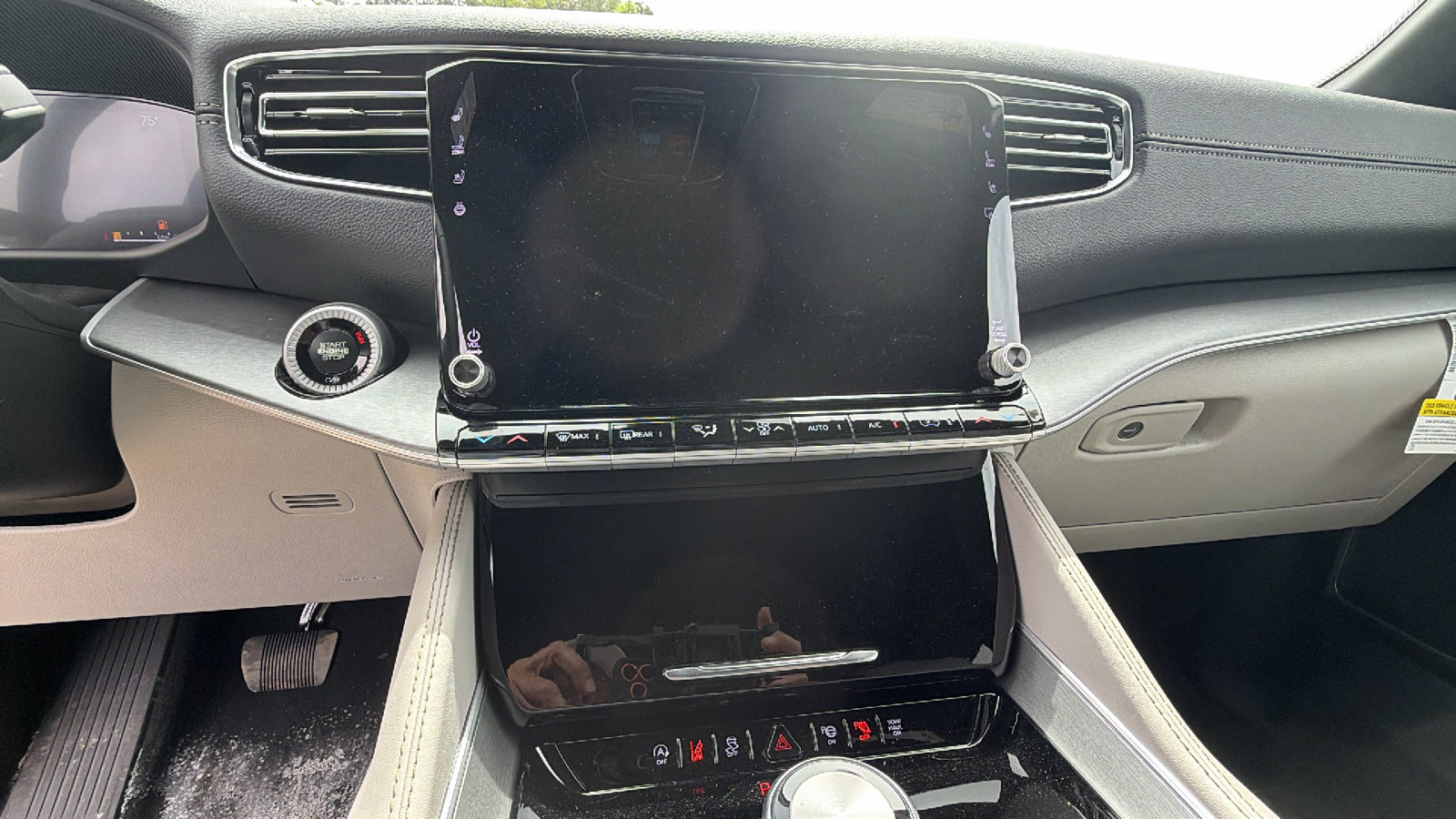 New 2026 Jeep Grand Wagoneer L 4WD image 27