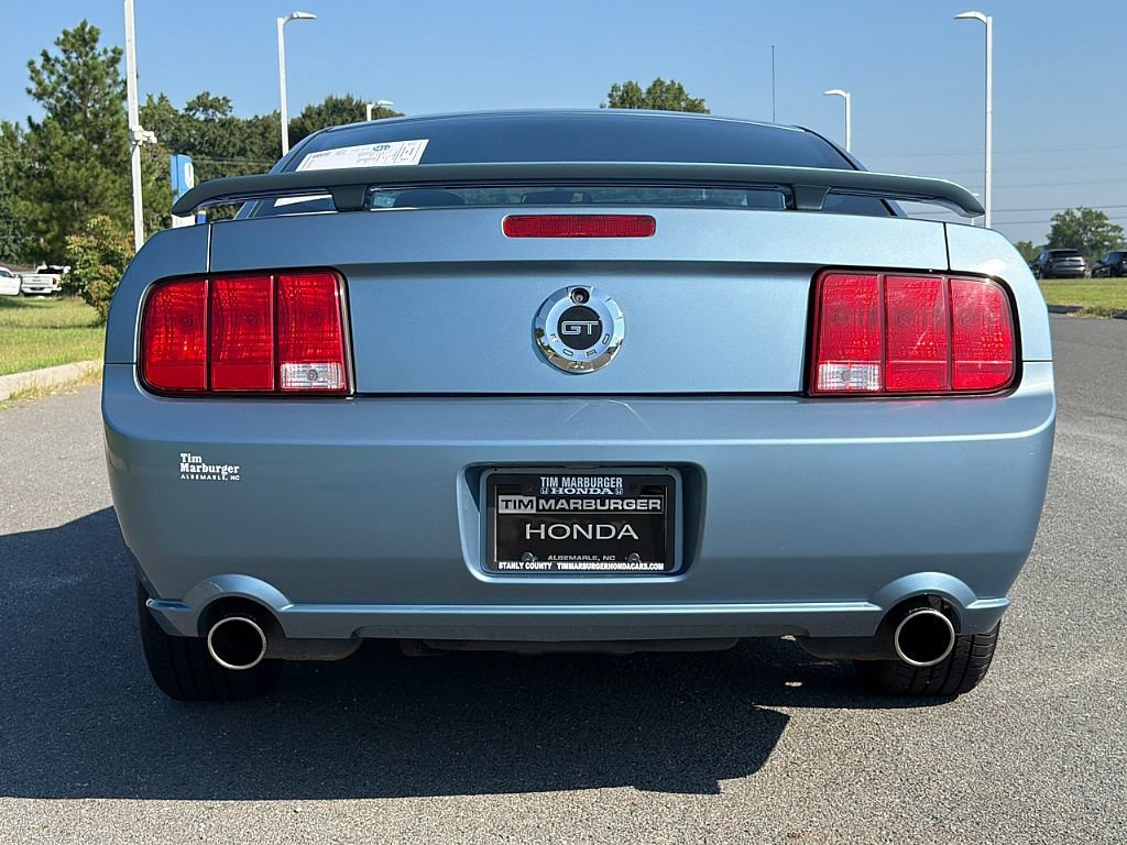 Used 2005 Ford Mustang GT RWD image 5