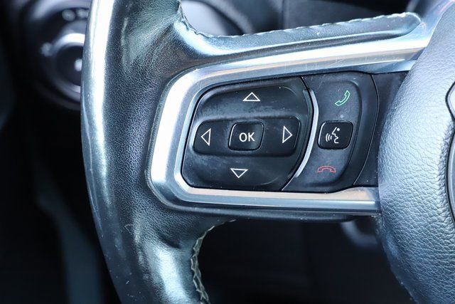 Used 2018 Jeep Wrangler Unlimited Sahara w/ Dual Top Group AWD/4WD image 23
