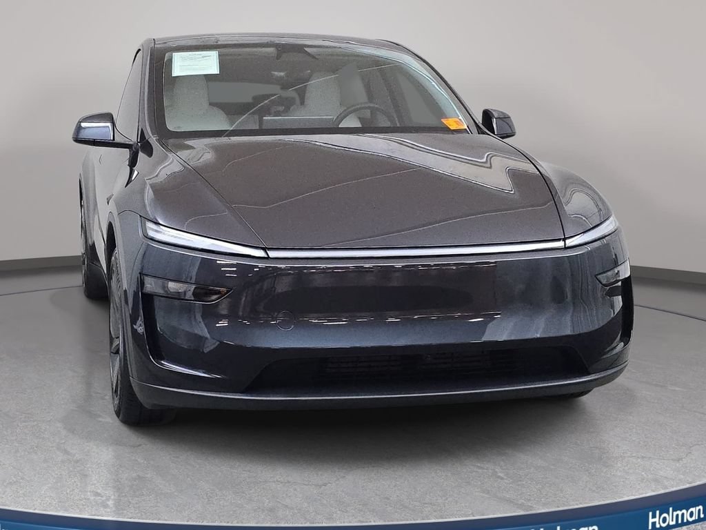 Used 2026 Tesla Model Y AWD image 3