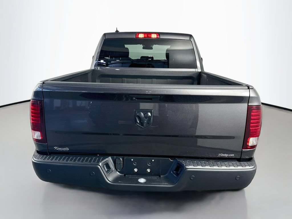Used 2024 RAM 1500 Warlock RWD image 6
