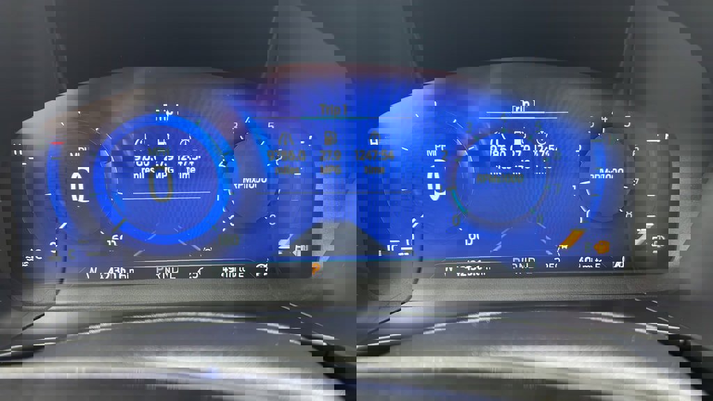 Used 2021 Ford Escape SEL w/ Technology Package image 11