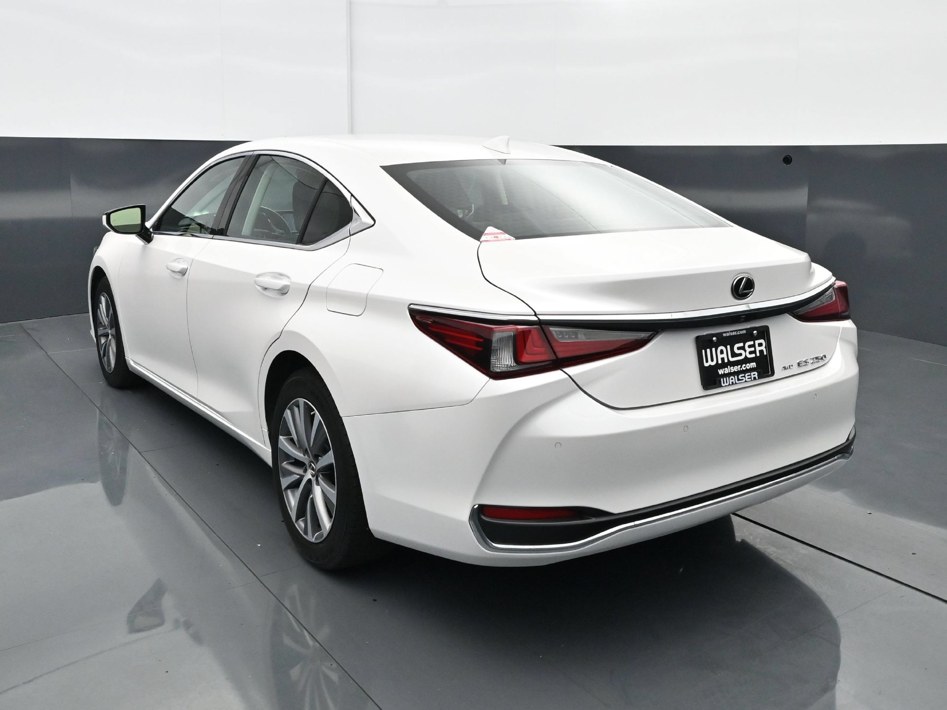 Used 2021 Lexus ES 250 AWD/4WD image 5
