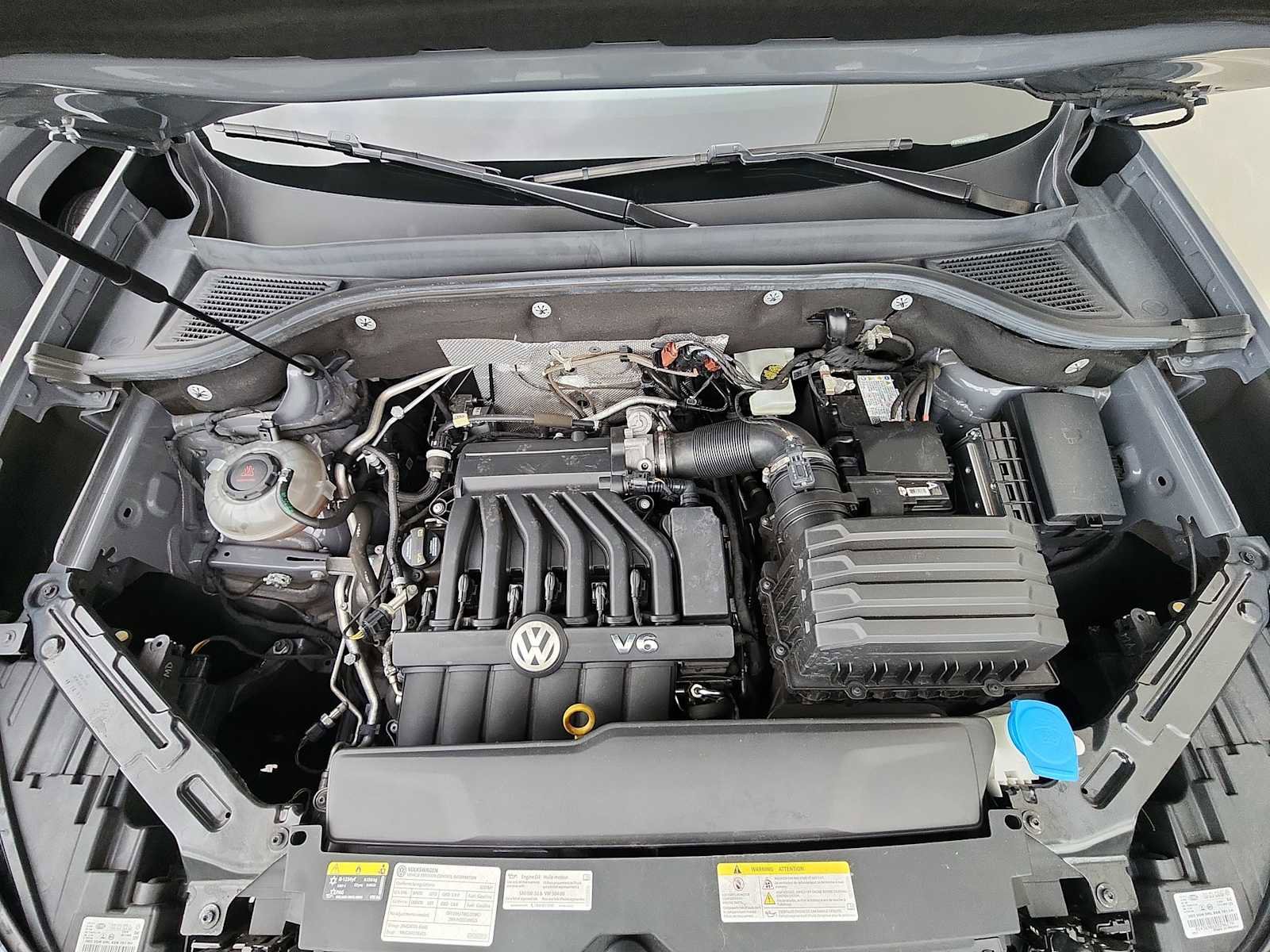 Used 2021 Volkswagen Atlas Cross Sport SE image 11