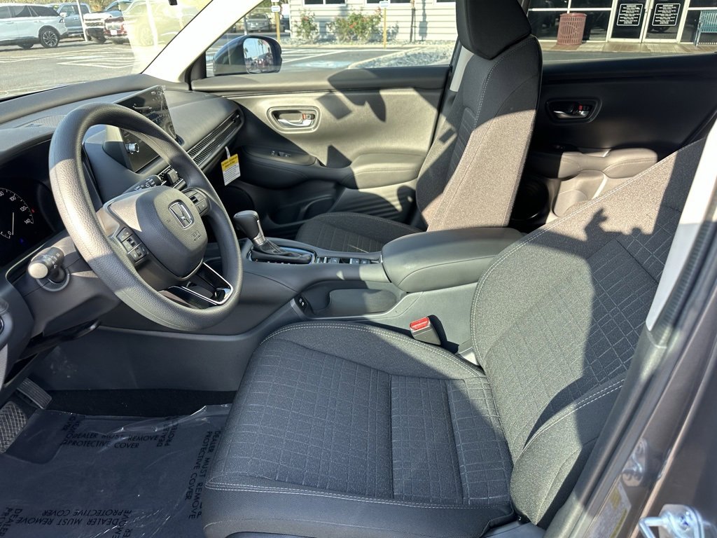 Used 2026 Honda HR-V LX image 11