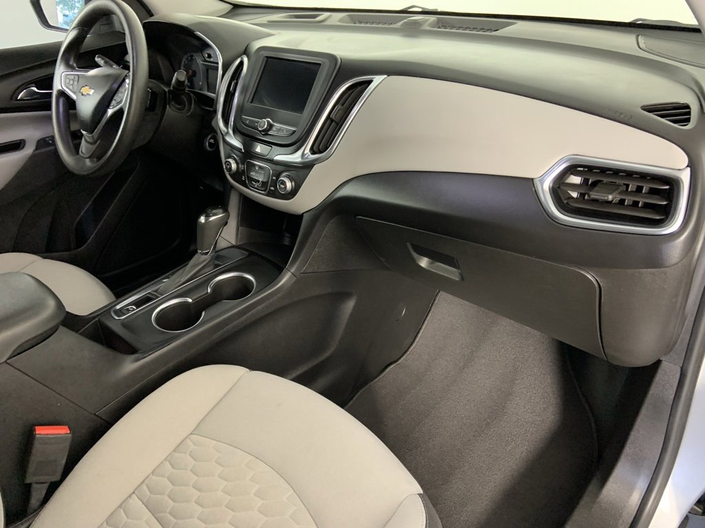 Used 2021 Chevrolet Equinox LS w/ LS Convenience Package image 25