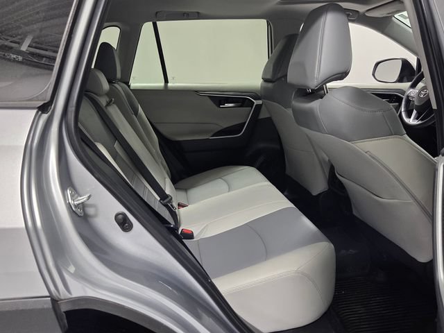 Used 2021 Toyota RAV4 XLE Premium FWD image 16
