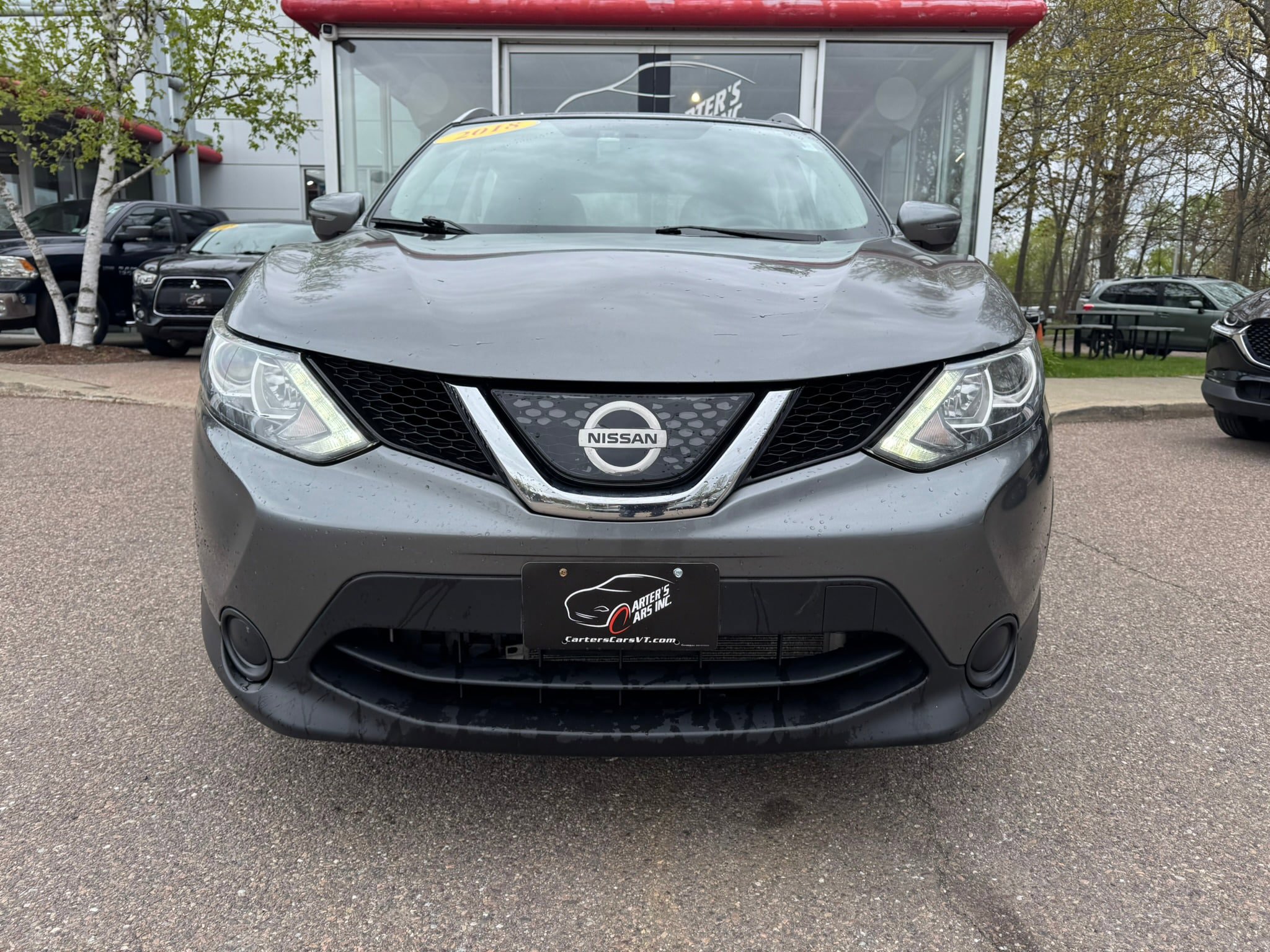 Used 2018 Nissan Rogue Sport SV AWD/4WD image 3