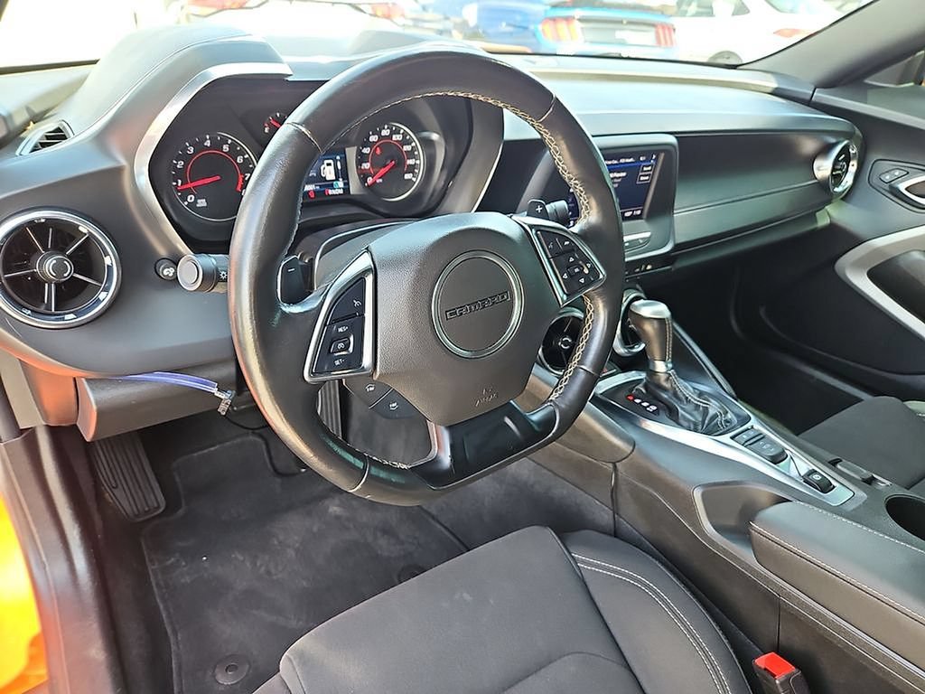 Used 2023 Chevrolet Camaro LT RWD image 17