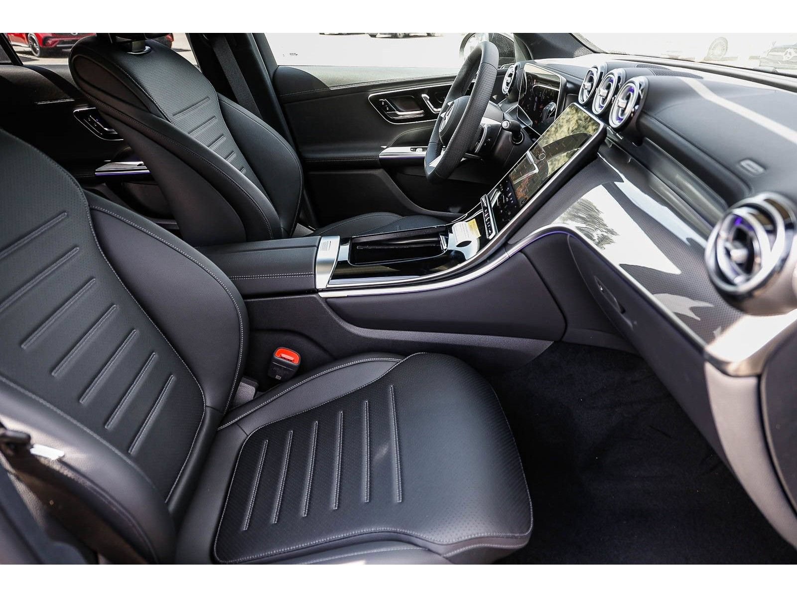 New 2026 Mercedes-Benz GLC 300 4MATIC image 17