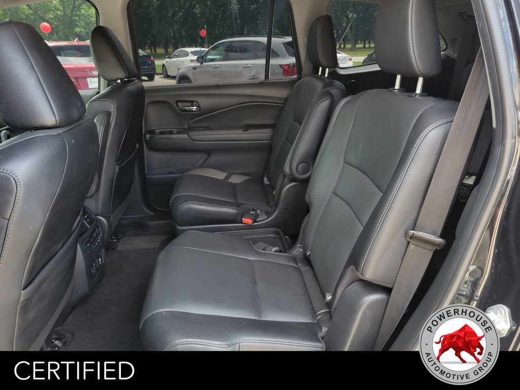 Used 2021 Honda Pilot Touring image 17
