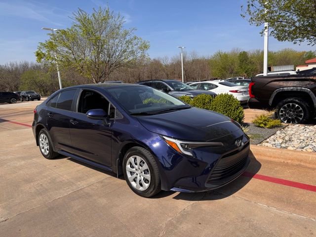 Used 2024 Toyota Corolla LE image 5