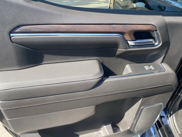 Used 2022 GMC Sierra 1500 SLT w/ SLT Premium Package image 12