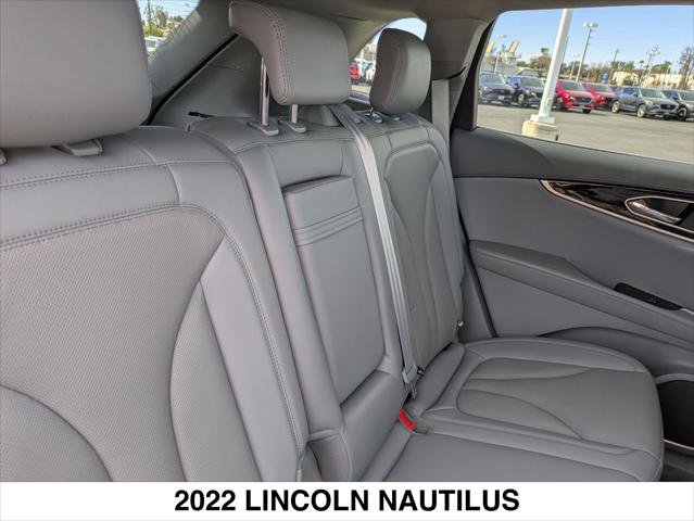 Certified 2022 Lincoln Nautilus Reserve w/ Luxury Package image 24