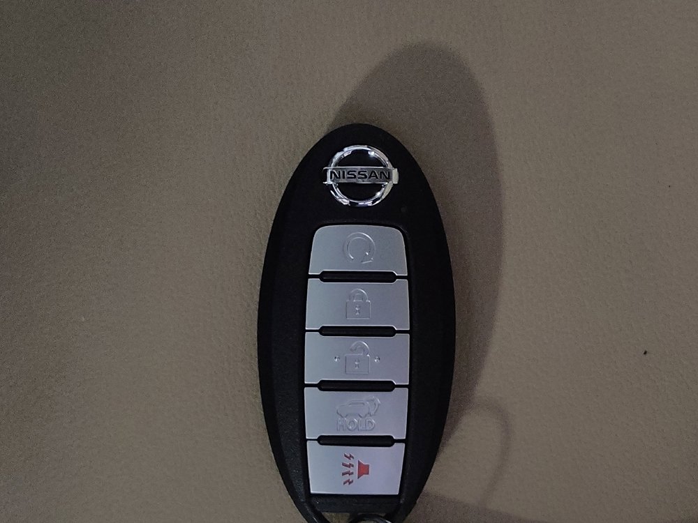 Used 2019 Nissan Pathfinder Platinum image 32